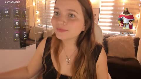 Sophie  online show from March 10, 2:55 pm