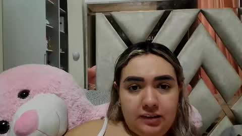sophiee rosee online show from May 24, 8:36 pm