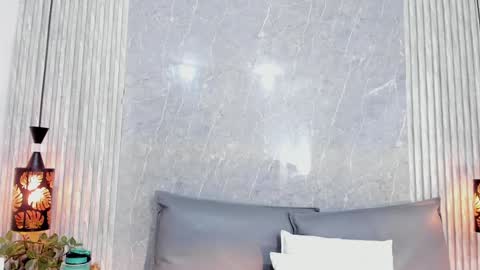 Snapshot of sophiee_velvet chatting on December 18, 8:03 pm online show from December 18, 8:03 pm