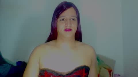 Snapshot of sophiehillsxo chatting on November 1, 9:55 am sophiehillsxo online show from November 1, 9:55 am