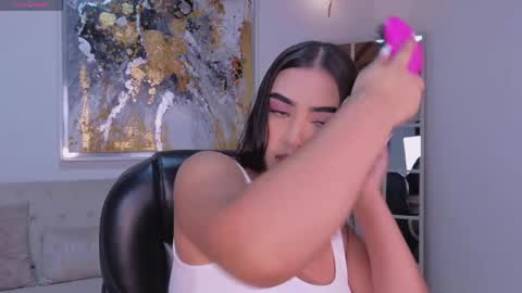 Sophie online show from June 2, 4:14 am