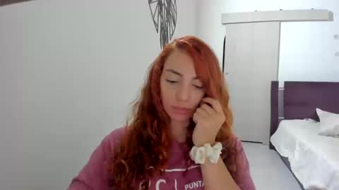 Snapshot of sophielatina chatting on October 11, 4:22 am Sophia online show from October 11, 4:22 am