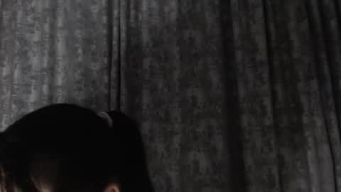 Snapshot of sophieluxe chatting on March 4, 12:39 am sophieluxe online show from March 4, 12:39 am