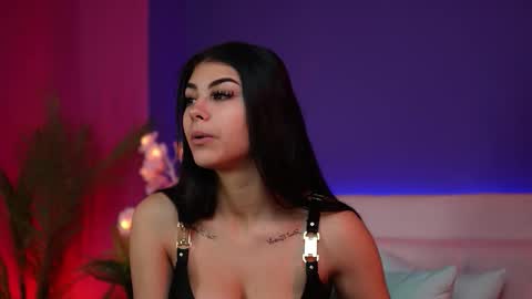  Sophie  online show from January 7, 6:54 pm