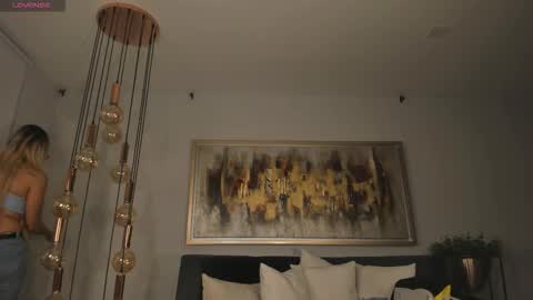 Snapshot of sophiepalmerx chatting on October 18, 11:11 am Sophie Palmer online show from October 18, 11:11 am