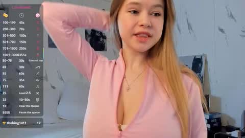 Snapshot of sophierayne_ chatting on February 14, 8:11 am SophieRayne online show from February 14, 8:11 am