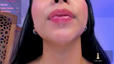 sophierooy online show from October 8, 2:14 pm