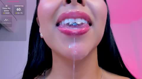 sophierooy online show from December 16, 10:48 pm