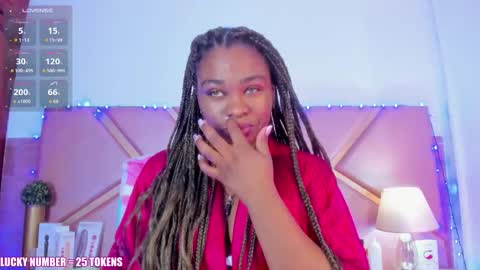 Sophie online show from December 18, 12:33 pm