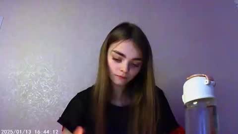 Snapshot of sophiesuvi chatting on January 12, 6:27 pm Sophie and my bestie Mandy online show from January 12, 6:27 pm
