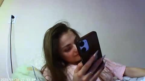 Snapshot of sophiesuvi chatting on January 26, 12:37 am Sophie and my bestie Mandy online show from January 26, 12:37 am
