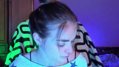 Sophie and my bestie Mandy    online show from January 9, 1:03 pm