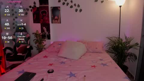 Sophie online show from October 5, 1:20 pm
