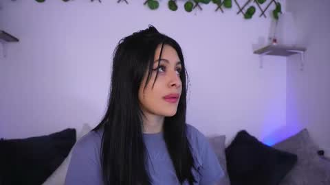 Sophiie online show from November 19, 11:32 am