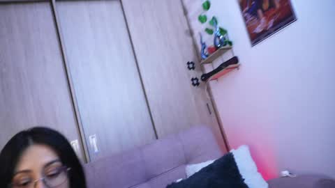 Sophiie online show from April 18, 12:14 am