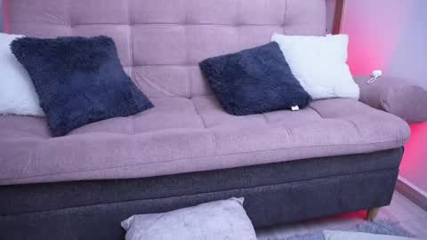 Sophiie online show from April 21, 3:13 am