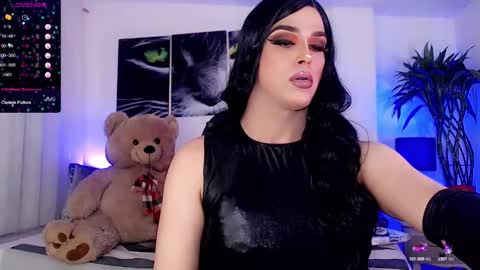 Snapshot of sophiieesweet chatting on January 17, 6:26 am Sophie Sweet online show from January 17, 6:26 am