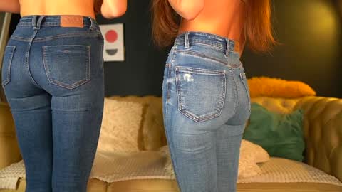 Sophydiva online show from November 5, 6:24 am