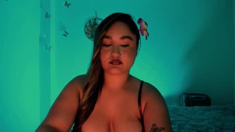 Snapshot of souf_ chatting on November 14, 3:55 pm Soouf3 online show from November 14, 3:55 pm