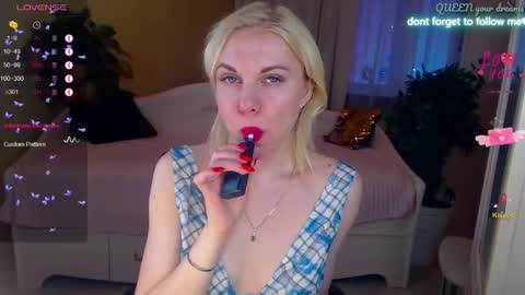 Lisa online show from March 26, 2:06 am