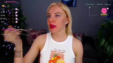 Lisa online show from May 26, 1:56 am