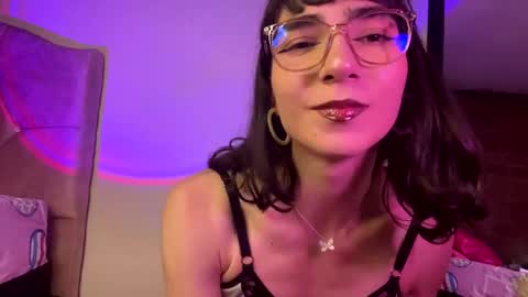 Snapshot of soulmate_aura chatting on November 5, 1:05 am Soul Aura online show from November 5, 1:05 am