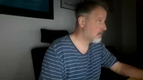 Soundshark online show from April 28, 8:25 pm