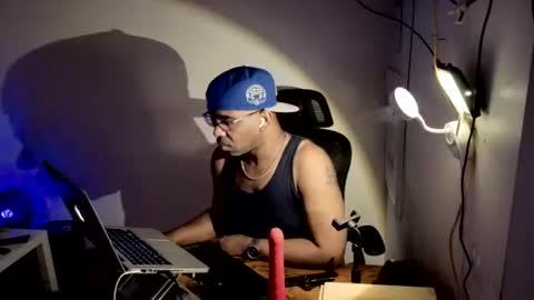 Snapshot of southernfuckery chatting on April 27, 7:39 am Infamous Damon Jerico online show from April 27, 7:39 am