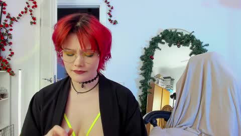 Leah online show from April 10, 4:23 pm