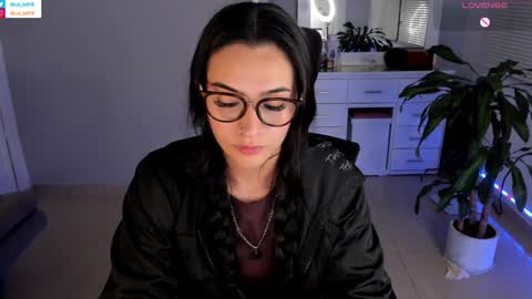 Luisa    online show from January 15, 12:51 am