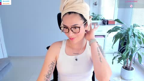 Luisa    online show from January 20, 7:25 pm