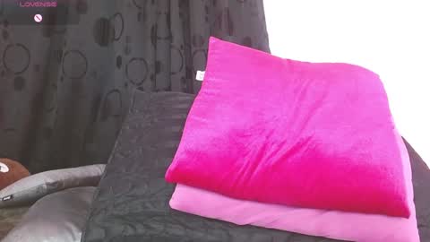 Amelia online show from January 25, 12:05 pm