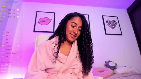 Juliana online show from February 4, 3:36 pm