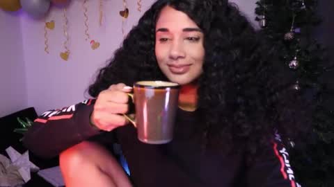 You want to talk to me more personal follow me in My Channel VIP  50 the discount       online show from December 10, 4:56 am