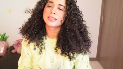 You want to talk to me more personal follow me in My Channel VIP  50 the discount       online show from February 5, 9:50 pm