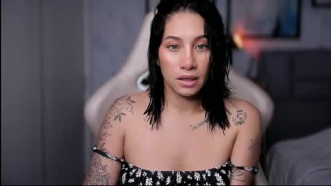 brisa  s online show from March 25, 3:18 pm