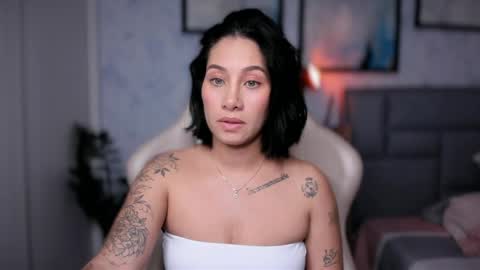 brisa  s online show from April 11, 10:25 pm