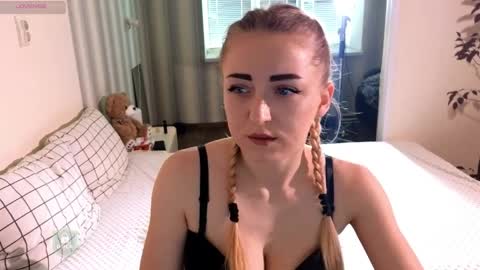 space danger online show from April 3, 9:18 am