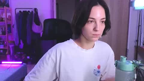 Snapshot of space_x_roxy chatting on November 26, 7:15 pm Roxy online show from November 26, 7:15 pm