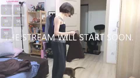 Snapshot of space_x_roxy chatting on November 28, 6:43 pm Roxy online show from November 28, 6:43 pm