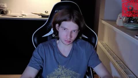 Snapshot of spaisenok chatting on November 21, 11:47 pm Mike online show from November 21, 11:47 pm