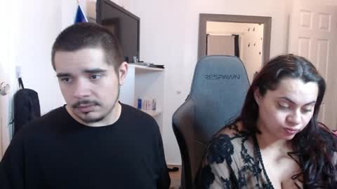 Snapshot of spanishcouple4255 chatting on March 31, 9:48 pm spanishcouple4255 online show from March 31, 9:48 pm