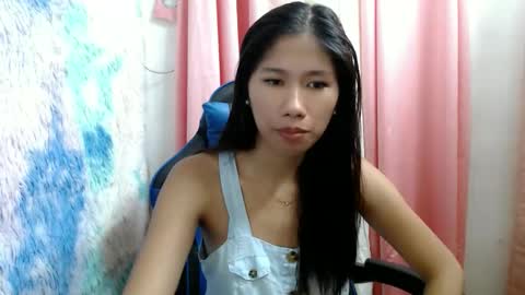 Snapshot of spank_me_old_guy chatting on February 22, 10:52 pm Kathy online show from February 22, 10:52 pm