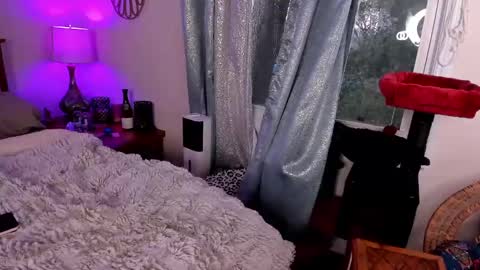 Snapshot of spankamber chatting on February 27, 1:59 am AmberSpanks online show from February 27, 1:59 am