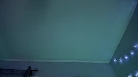 Snapshot of spankamber chatting on December 19, 1:23 am AmberSpanks online show from December 19, 1:23 am