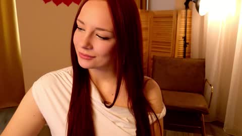 Snapshot of spark_of_joy chatting on February 18, 12:45 pm Madlen online show from February 18, 12:45 pm