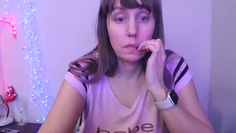 Snapshot of sparkle_pinuppp chatting on December 25, 10:17 am Tip 1 token Follow me on instagram Sparkle pinuppp online show from December 25, 10:17 am