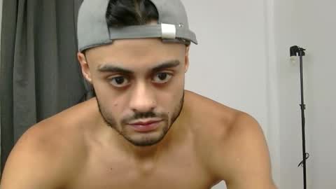 Snapshot of spartan_blaze chatting on December 17, 1:44 am Spartan Blaze online show from December 17, 1:44 am