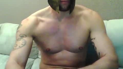 Snapshot of spartanboys chatting on February 19, 10:17 pm spartanboys online show from February 19, 10:17 pm