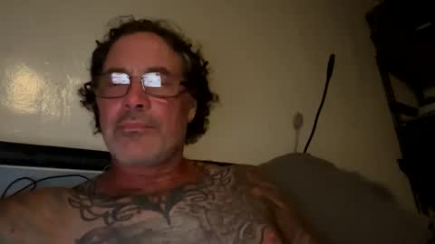 Snapshot of specter1972 chatting on December 2, 1:00 am specter1972 online show from December 2, 1:00 am